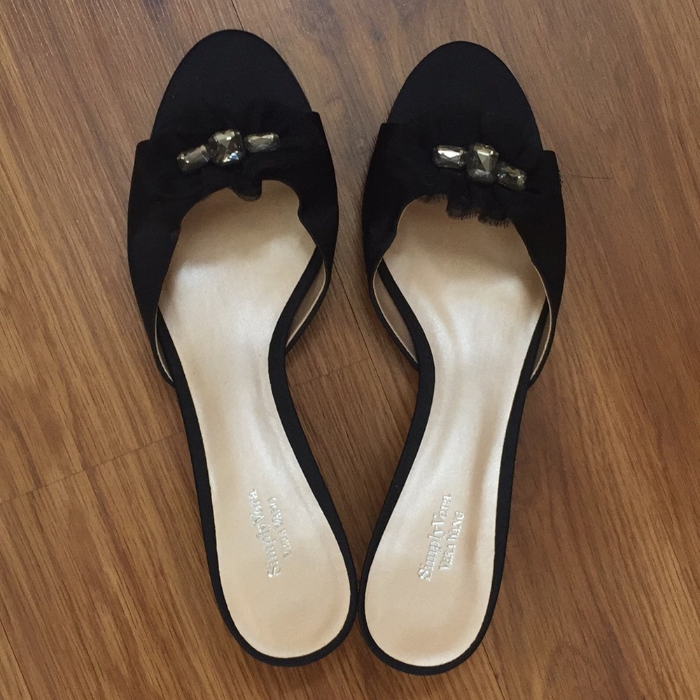 Vera Wang shoes!!👠 NWOT